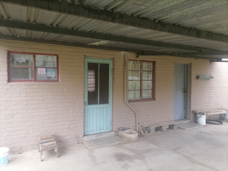 4 Bedroom Property for Sale in Leeudoringstad North West
